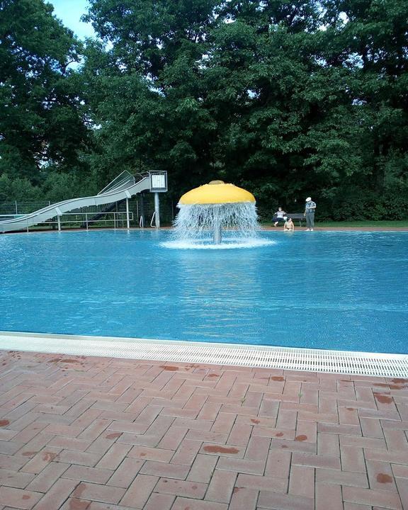 Freibad Lauf Kiosk